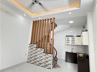 Vĩnh hưng. hoàng mai. nhà mới đẹp long lanh, lô góc thoáng sáng, ngõ sang đẹp ô tô đỗ cổng, ở sướng