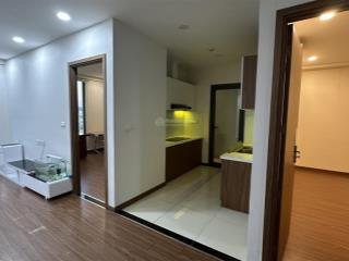 Cho thuê căn hộ chung cư eco green 3 phòng ngủ