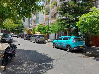 Bán nhà đường thông 8m nguyễn trọng tuyển dt 6m x20m, nh 10m (139m2) 8pn, công viên, 27 tỷ còn tl