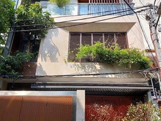 Bán nhà biệt thự hẻm ôtô, dt 8 x 14m, 4 tầng, khu an ninh tốt, giá 15 tỷ thương lượng