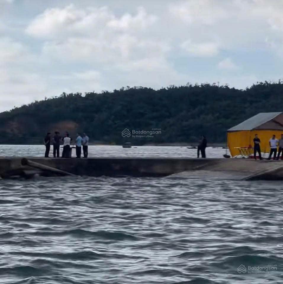 Đất biển cô tô  mặt đường cảng bắc vàn  view đảo cô tô con