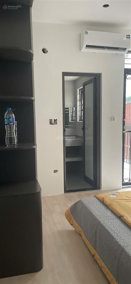 Chính chủ bán nhà 5 tầng số 12d ngõ 213 tân mai, giá 6,9 tỷ  0911 324 ***