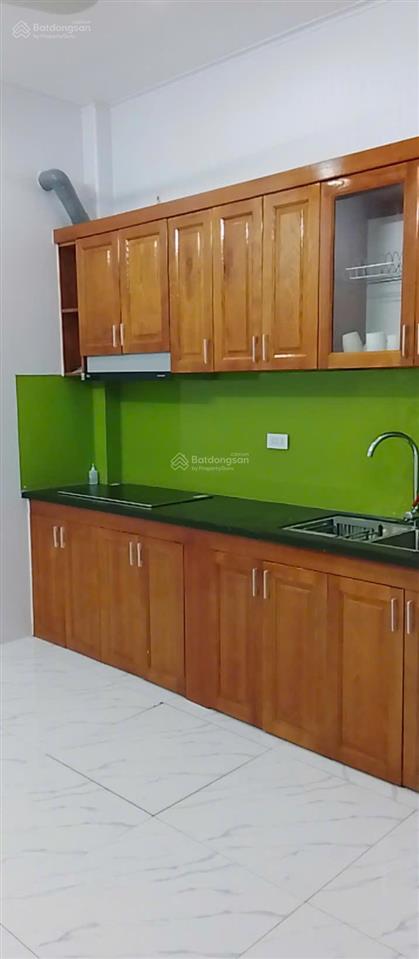 Chính chủ bán nhà 35 ngõ 1022 quang trung 5 tầng 36m mt 6m cách bx yên nghĩa 800m giá 5,95 tỷ