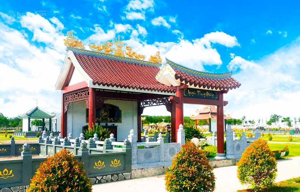 Mộ gia tộc nghĩa trang bình an  gia đình cần bán lại giá 1.4tỷ vị trí đẹp sát chùa  0933 276 ***