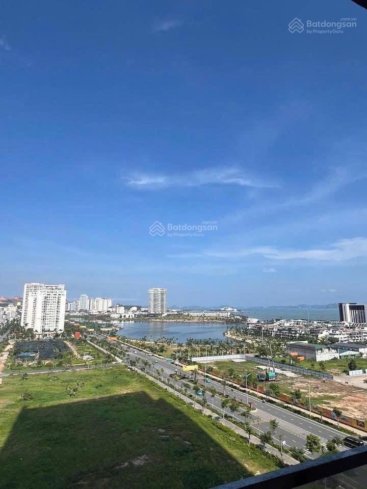 Căn hộ 3 ngủ vip nhất toà view ôm trọn vịnh di sản, cần bán trong tuần này