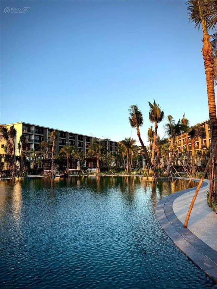 Liền kề cách biển 1 bước chân, ngân hàng không giải ngân được cần bán