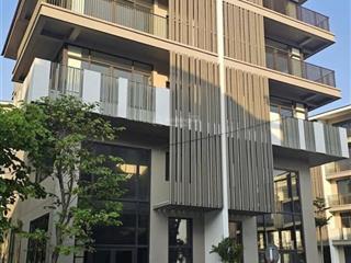 Liền kề cách biển 1 bước chân, ngân hàng không giải ngân được cần bán