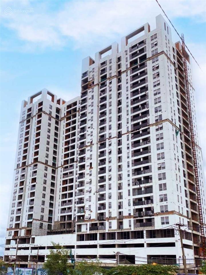 Chính chủ bán lỗ 1 phòng ngủ 51m2, view đầm sen chỉ 1.8 tỷ tại dự án aurora q8