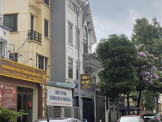Bán biệt thự intracom trung văn  vị trí vàng, kinh doanh đỉnh  vỉa hè  ô tô tránh  3 mặt thoáng