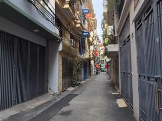 Bán nhà phố quan nhân , lô góc 3 mặt thoáng , ô tô đỗ cửa , ngõ thông ,dân trí cao, an ninh, ở sướn
