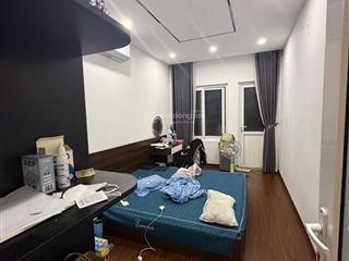 Bán nhà 5 tầng phố quan nhân , 4 phòng khép kín , nhà dân xây, ở hoặc cho thuê 20tr/tháng