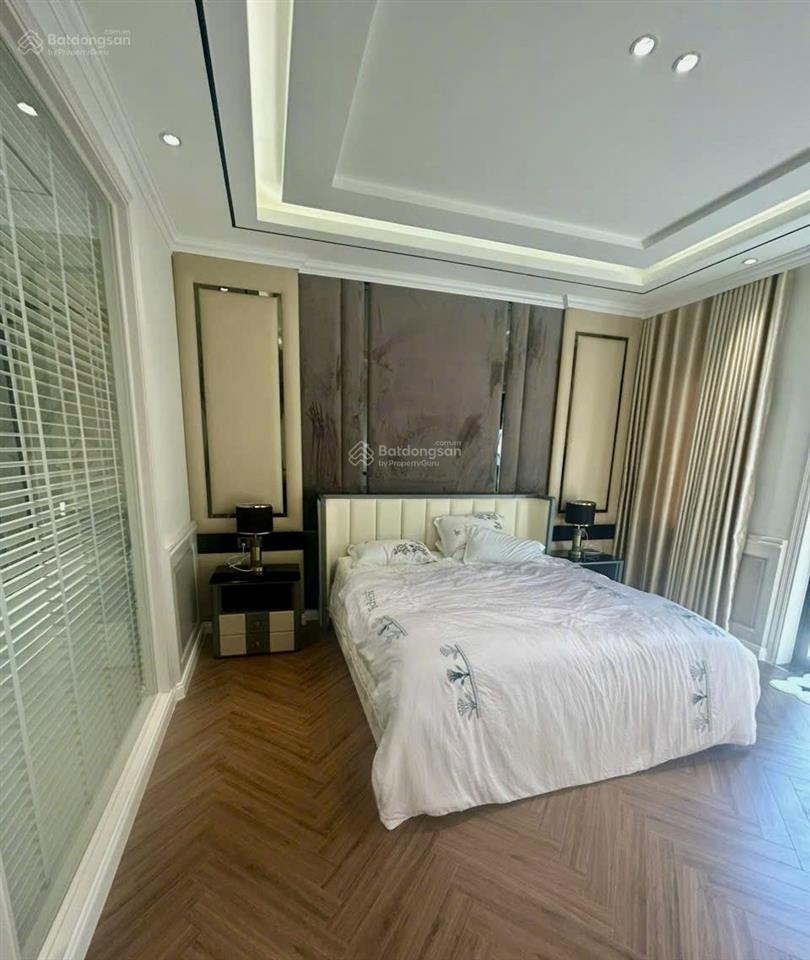 Cho thuê 40tr/ tháng nhà phố classia khang điền. nội thất cao cấp mới