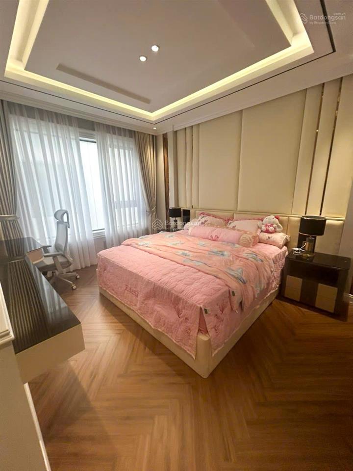 Cho thuê 40tr/ tháng nhà phố classia khang điền. nội thất cao cấp mới