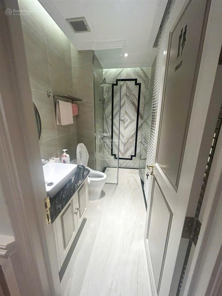 Cho thuê 40tr/ tháng nhà phố classia khang điền. nội thất cao cấp mới