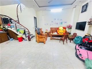 Võ chí công, ngõ 3 gác phi ầm ầm, gần phố, trước nhà rộng, thoáng sáng, dân xây 38.6m2*5t