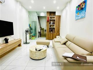 Võ chí công  hoàng quốc việt, nhà đẹp ở luôn, ngõ thông, 3 gác đỗ cửa, gần phố, 2 thoáng 39m2*5t