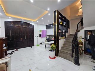 BÁN NHÀ TRUNG TÂM XUÂN THỦY – KINH DOANH NHẸ – DÒNG TIỀN ỔN ĐỊNH - 37Mx4T GIÁ ĐẸP 9Đ