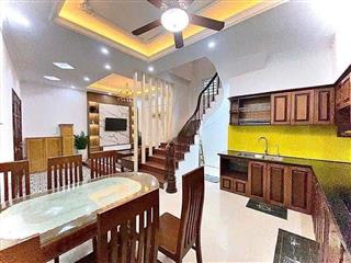 BÁN NHÀ NGUYỄN KHÁNH TOÀN – 45M²x 5T – NGÕ THÔNG, 2 THOÁNG – GIÁ TỐT 8.7 TỶ