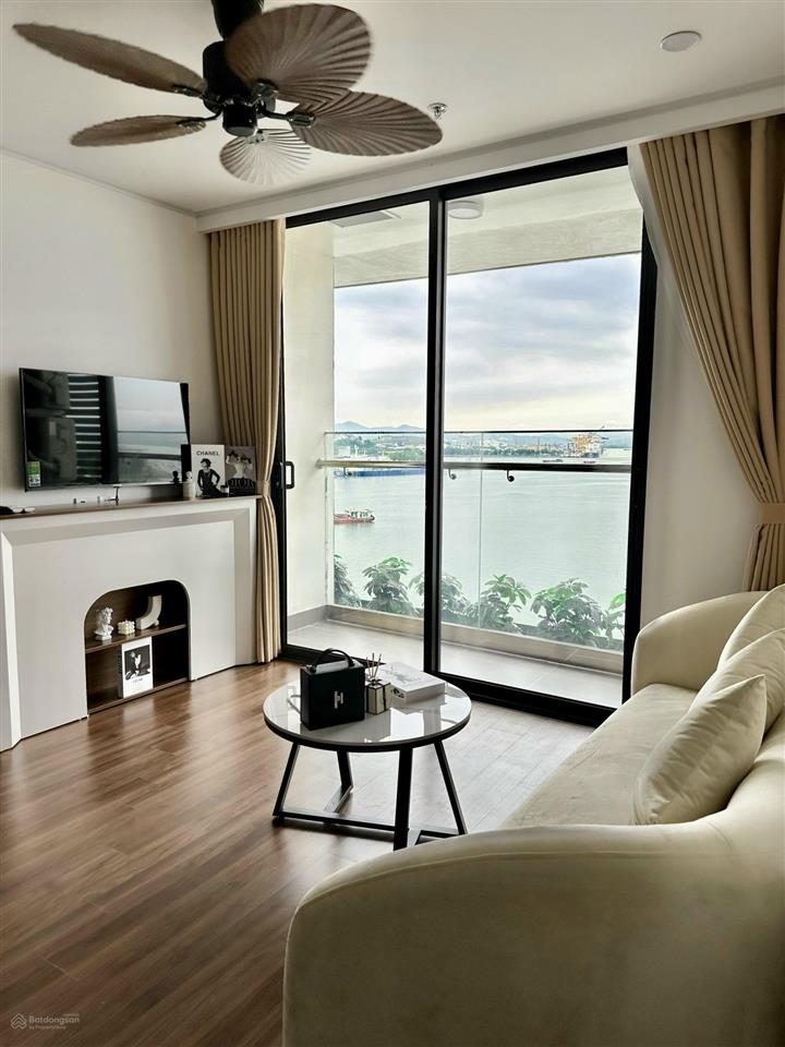Bán căn hộ 2 ngủ view biển. nội thất vintage xịn. phù hợp kinh doanh và đầu tư cho thuê