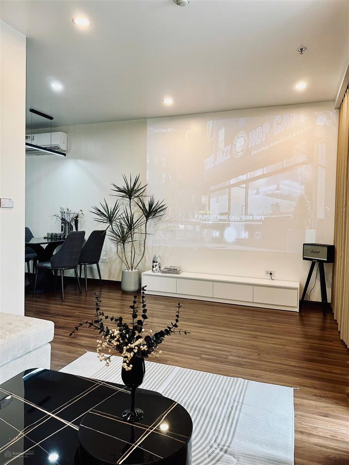 Bán 1 phòng ngủ green diamond view cầu, pháo hoa nội chỉ hơn 2 tỷ xíu
