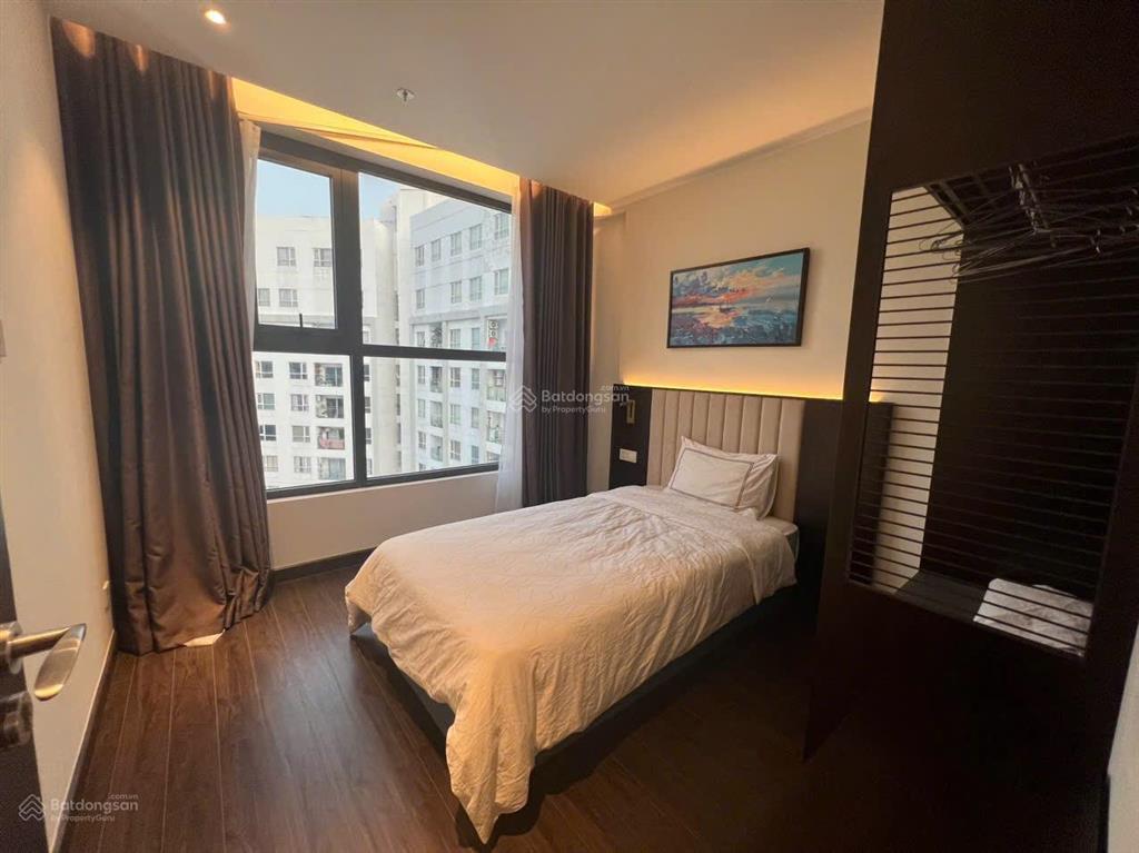 Bán 2 ngủ view trực biển chỉ hơn 4 tỷ cho chung cư cao cấp hạ long