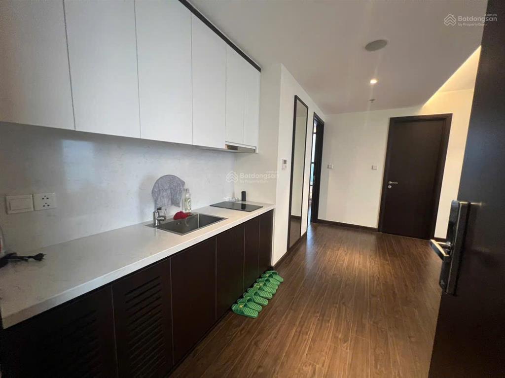 Bán 2 ngủ view trực biển chỉ hơn 4 tỷ cho chung cư cao cấp hạ long