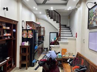 Nhà dân xây 25m2 x 5t giá 3.8 tỷ  phố nguyễn trãi ( cạnh đh hà nội ) ô tô đỗ cửa