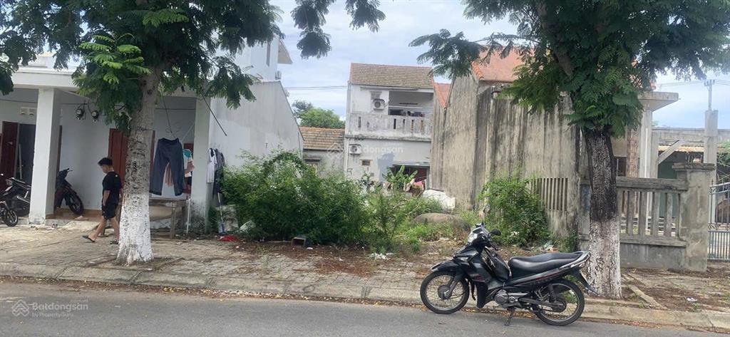 Bán đất tại thích thiện chiếu sạch đẹp lưng tựa núi mặt hướng biển, 400m ra biển!