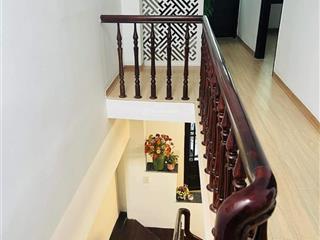 Chính chủ bán nhà cách mặt đường 30m, gần chợ cồn, gần sân bay, gần cầu rồng đi đâu cũng tiện.