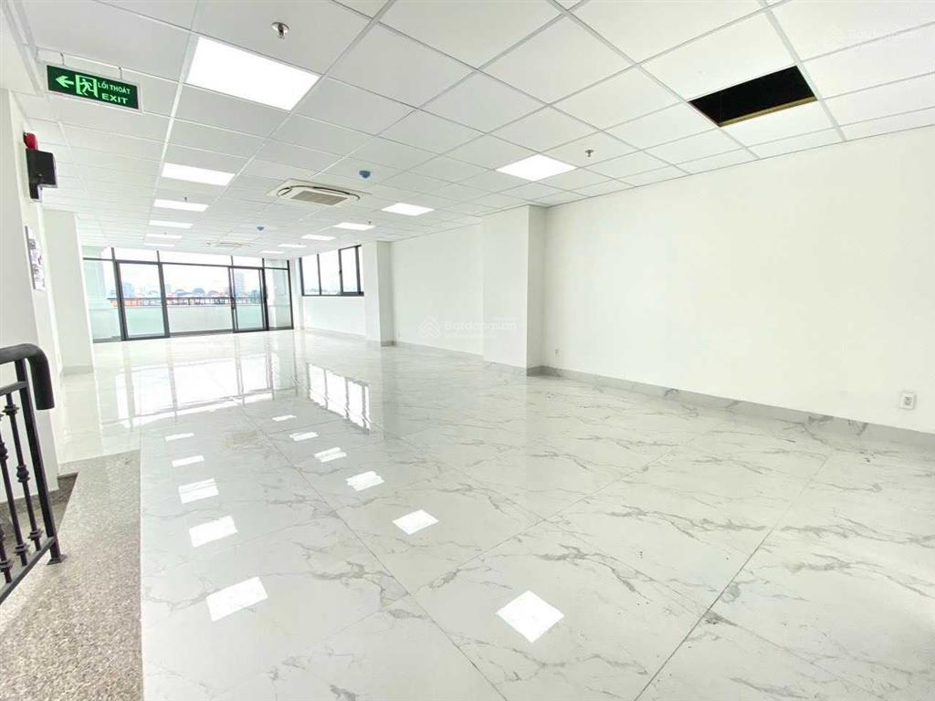 Cho thuê tòa nhà 106 lê lai phường bến thành tp. hồ chí minh