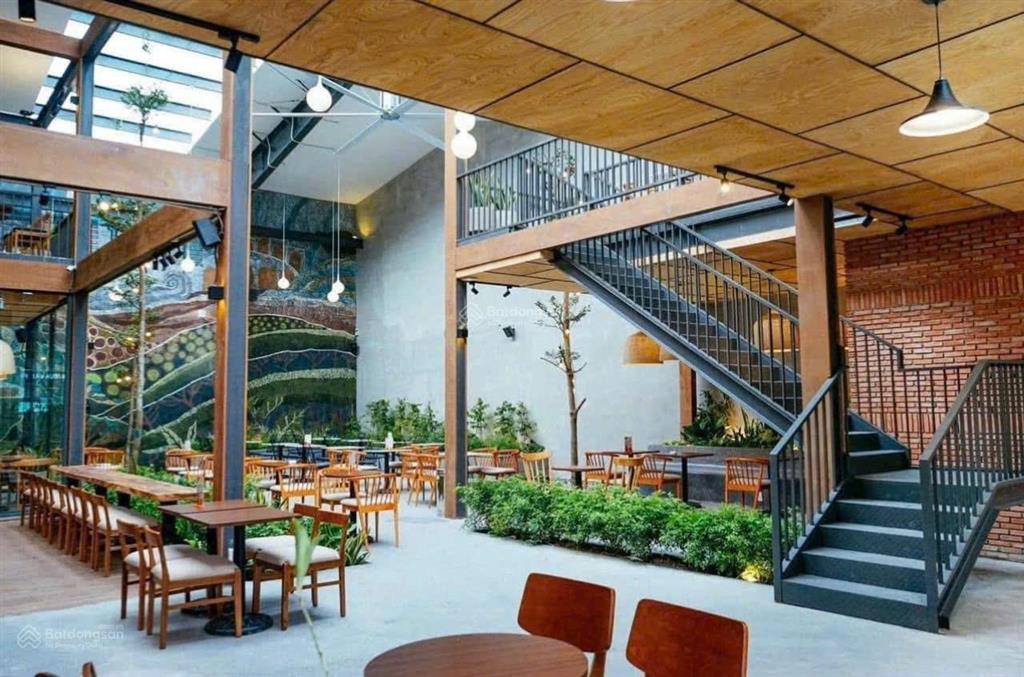 Cho thuê nhà mặt phố tại cao thắng, 189 triệu, 1118 m2, mặt tiền 25m, nhiều tiện ích