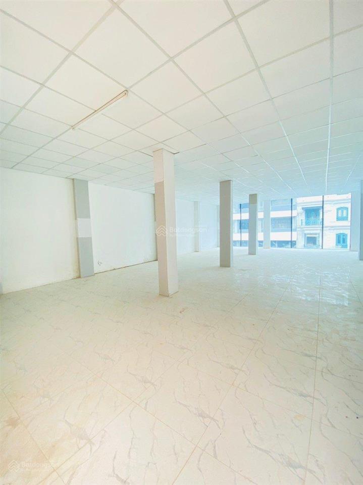 Cho toà nhà mặt tiền lớn vị trí đắc địa đường lý tự trọng, p. bến thành, q.1 tphcm