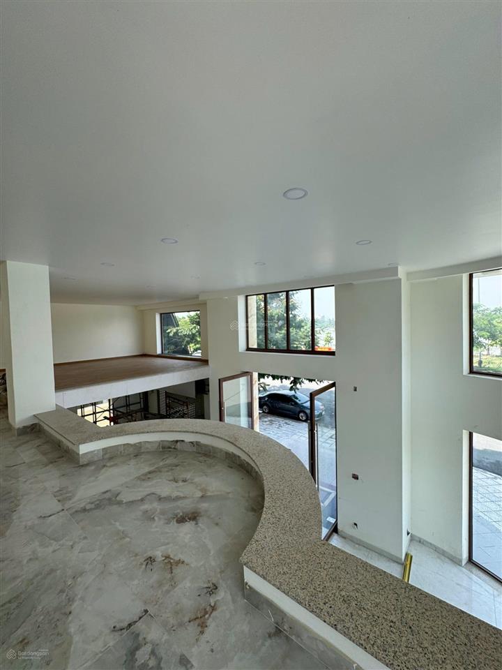 Góc 2 mặt tiền đường trần quý kiên vị trí đẹp nhất đảo kim cương  q2 ( thủ đức )  tp hồ chí minh