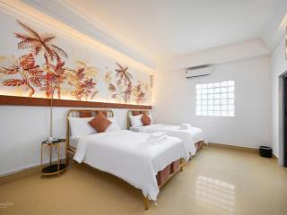 Cho thuê khách sạn 372 triệu, 2800m2 tại an dương vương, q5, hcm giá cực chất