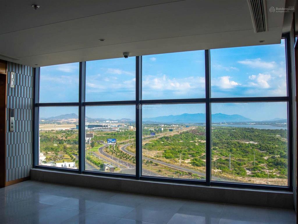 Chuyên cho thuê căn hộ arena cách sân bay cam ranh 1.5km  4tr/tháng bao gồm phí dịch vụ