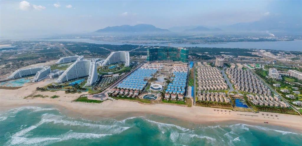 Tòa light lia tầng 9  1,13 tỷ  full nội thất ams view biển, quãng trường, hỗ trợ vân hành airbnb