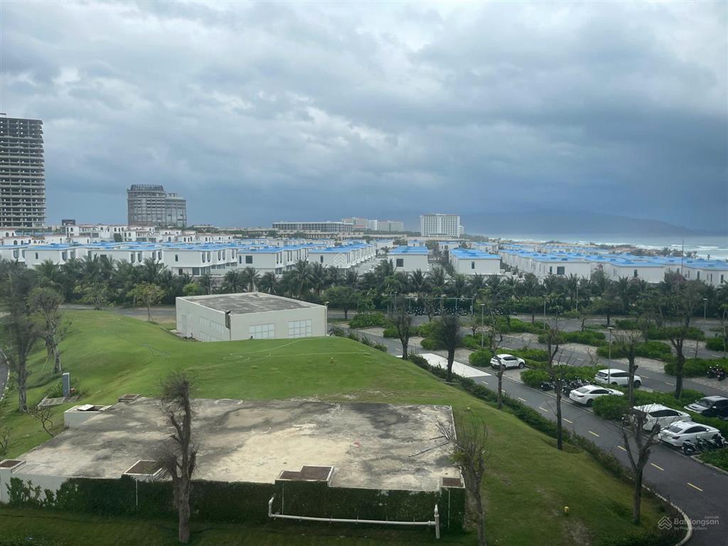 Khách thân gửi bán lia tầng 11 view biển , quãng trường  gía 1,13 tỷ bao thuế phí sang tên