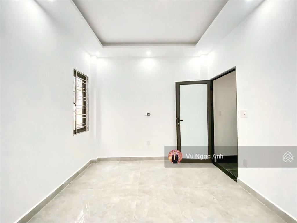 Bán gấp nhà đẹp tiền phong 4 ngủ ngõ rộng đông tứ trạch chính chủ!