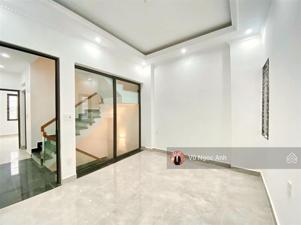 Bán gấp nhà đẹp tiền phong 4 ngủ ngõ rộng đông tứ trạch chính chủ!