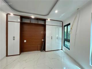 Bán nhà kim giang  q. thanh xuân dt 50m2, 7 tầng