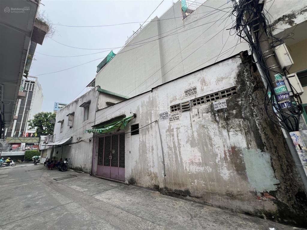 Nhà riêng góc 2 mặt tiền tại nhật tảo, 7,8 tỷ, 50m2, 2pn, 2wc, 2 tầng.