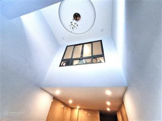 Giá tốt , bán nhà 5 tầng  ô tô ngủ  1 trục nguyễn thị thập  4m x 22.5m  chỉ 11.5 tỷ