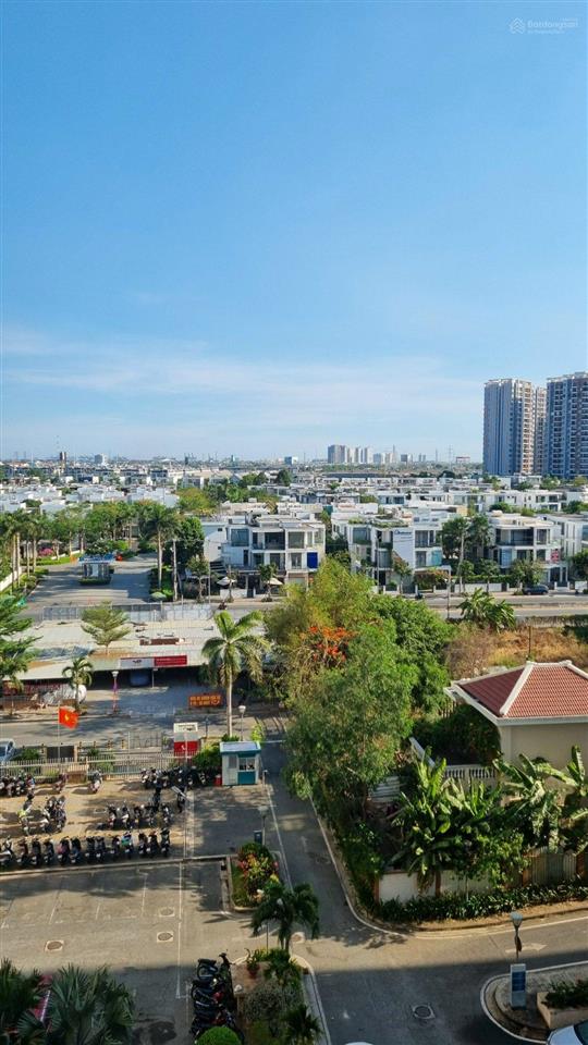 The eastern  299 liên phường, tp. thủ đức  nhà đẹp full nội thất chỉ 4.5 tỷ  có 3pn 2wc