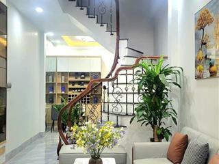 Nhà đẹp trung tâm thanh xuân ôtôtặng nội thất xịn  dt 50m 5tầng giá 14tỷ 0962 797 ***