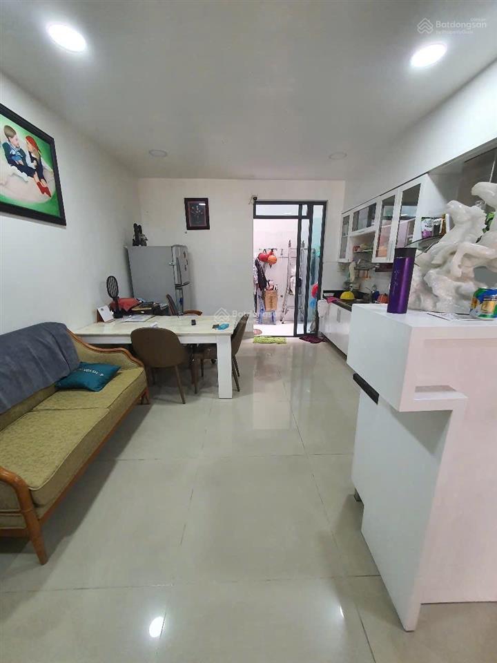 Bán nhà mặt tiền đường 84 kdc cao lỗ p4 q8, dt 4x20m, 3.5 tấm, ngay bệnh viện q8