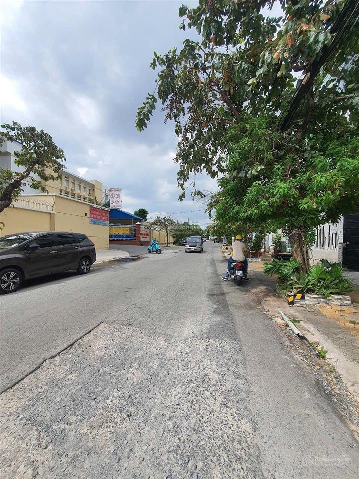 Bán nhà mặt tiền đường 84 kdc cao lỗ p4 q8, dt 4x20m, 3.5 tấm, ngay bệnh viện q8