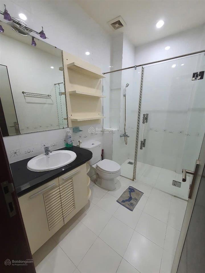 Bán nhà mặt tiền đường 84 kdc cao lỗ p4 q8, dt 4x20m, 3.5 tấm, ngay bệnh viện q8