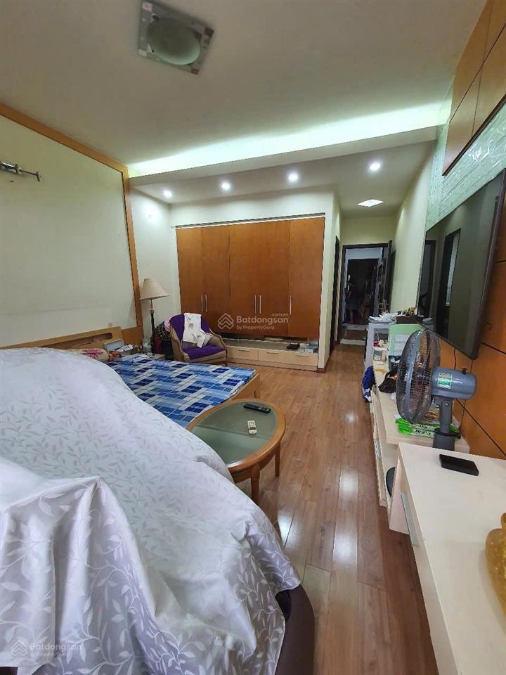 Bán nhà mặt tiền đường 84 kdc cao lỗ p4 q8, dt 4x20m, 3.5 tấm, ngay bệnh viện q8