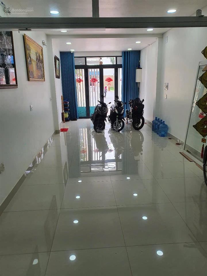 Bán nhà mặt tiền đường 84 kdc cao lỗ p4 q8, dt 4x20m, 3.5 tấm, ngay bệnh viện q8