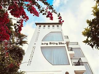Giảm thêm 2 tỷ còn 15 tỷ hotel view cực xịn  đường ô tô 5m  cách hồ 1km